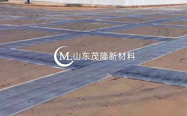 《莒南項(xiàng)目》土工布、抗裂貼施工