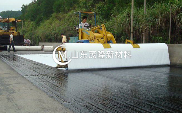 《高密市政道路》土工布、聚酯玻纖布施工