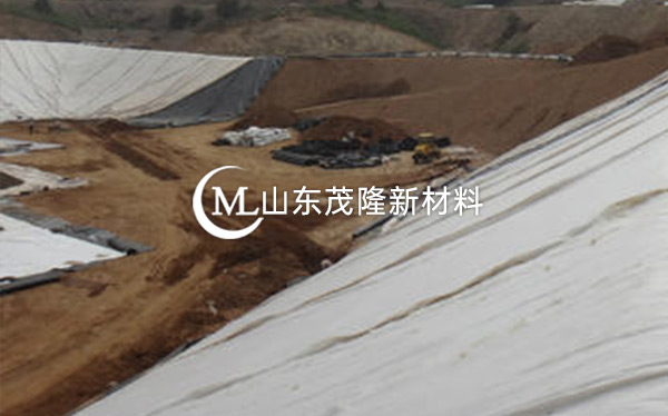《山東濱州垃圾填埋場》土工布、土工膜施工