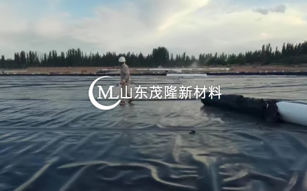 《中國石化庫車商儲(chǔ)庫工程》土工膜、土工布施工  第3張