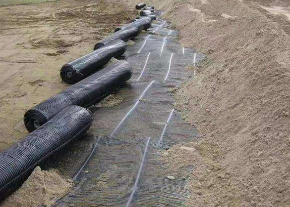 云南鋼塑土工格柵應(yīng)該怎么固定?