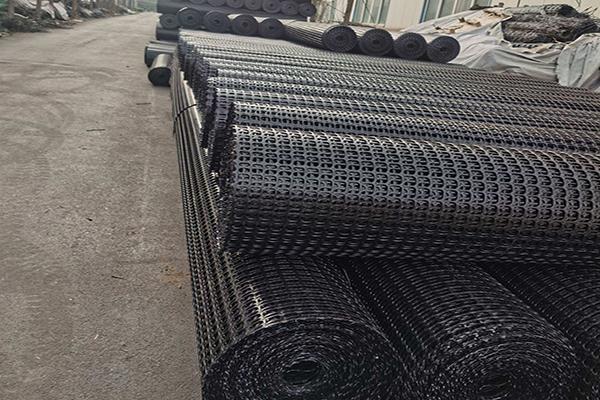 土工格柵為什么鋪設(shè)在混凝土路面 第2張