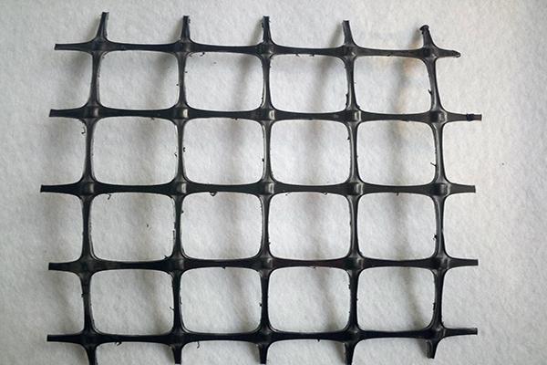 在外力作用下，塑料土工格柵會(huì)變形嗎？  第1張
