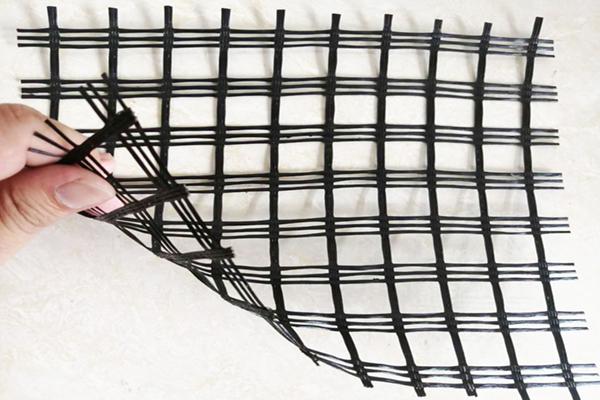 道路中玻纖土工格柵應該在哪個層位使用？如何選擇合適的使用位置？  第3張