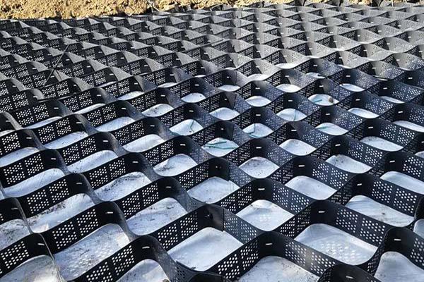 土工格室在工程建設(shè)中的應(yīng)用范圍探究  第1張