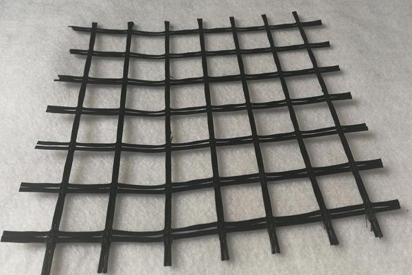 土工格柵在增強(qiáng)層中的應(yīng)用方法詳解  第2張