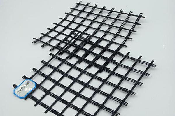 玻纖土工格柵的未來(lái)應(yīng)用趨勢(shì)是什么-科技發(fā)展的新方向  第2張