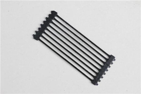 pp-pe單向拉伸塑料土工格柵：作用與應(yīng)用解析  第3張
