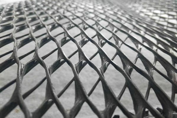  排水網(wǎng)與土工格柵的區(qū)別  第2張
