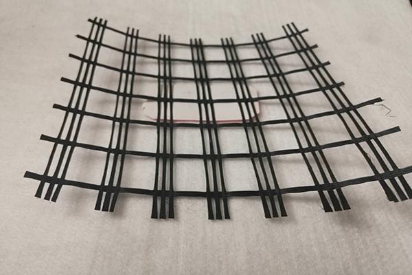 鋼塑土工格柵冬季施工怎么防止凍傷損壞呢？  第3張